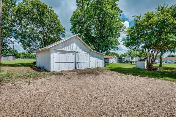 3304 N Highway 77, Waxahachie, TX 75165